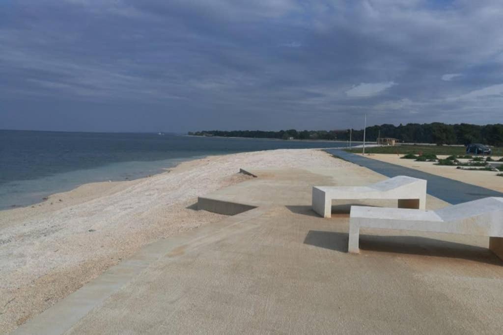 Apartman Near Fazana-500 From The Sea 外观 照片