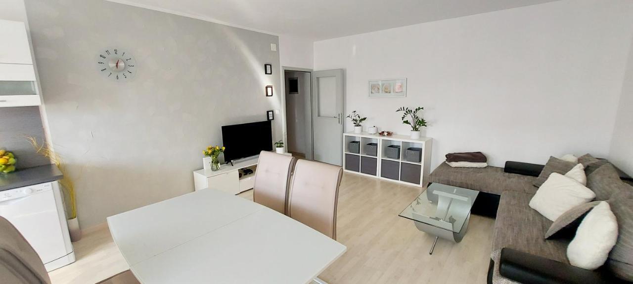 Apartman Near Fazana-500 From The Sea 外观 照片