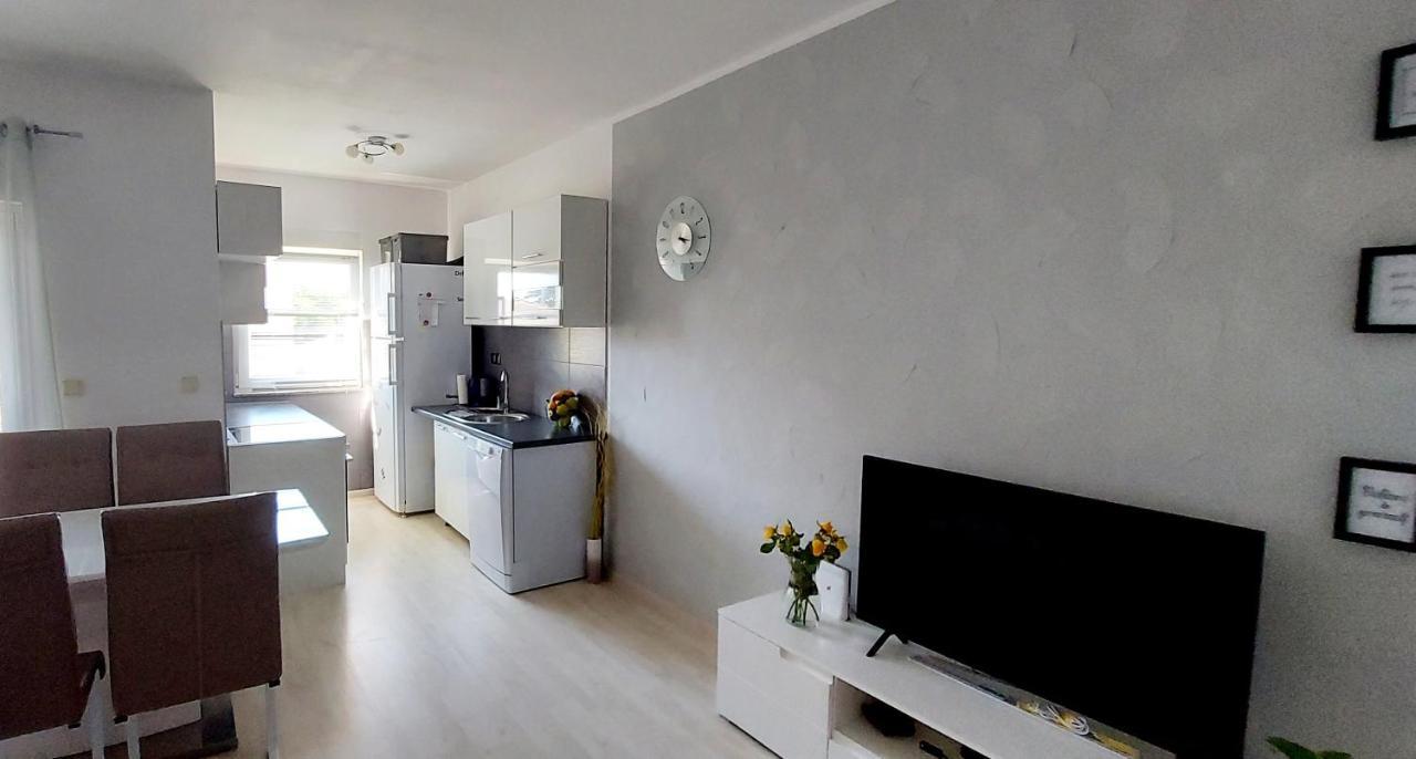 Apartman Near Fazana-500 From The Sea 外观 照片